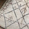 Beni Ouarain Geometric design large area rug white wool rug short low pile 200x400cm area rug antique mid-century berber beni rug