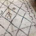 Beni Ouarain Geometric design large area rug white wool rug short low pile 200x400cm area rug antique mid-century berber beni rug