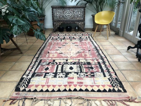 Beautiful Rug in Coral, Pale Yellow and Brown Large Moroccan Berber Rug Handwoven with Super Short Pile in large Size of 150x340cm