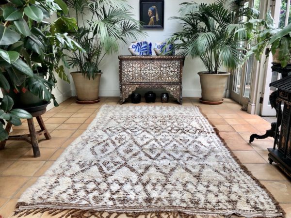 Beni Ouarain Handwoven Berber Rug Large Size 185x315cm