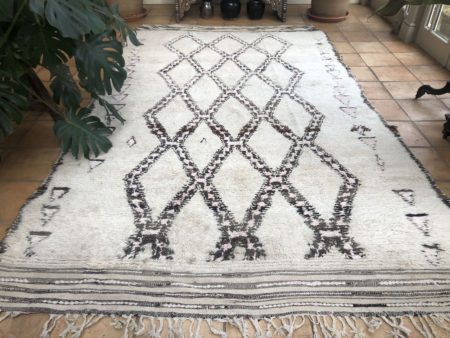 Marmoucha Berber rug handwoven Moroccan midcentury carpet wool