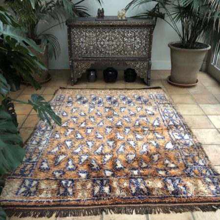 Beni Mguild area rug moroccan berber hand knotted blue geometric design