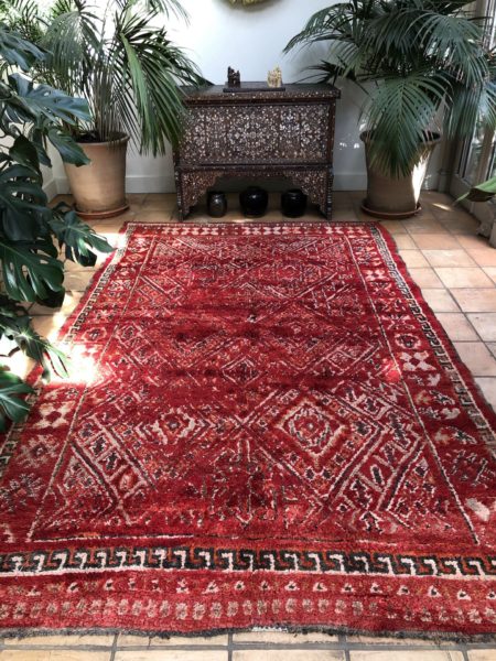 red Moroccan berber rug mrirt vintage handwoven carpet large area rug