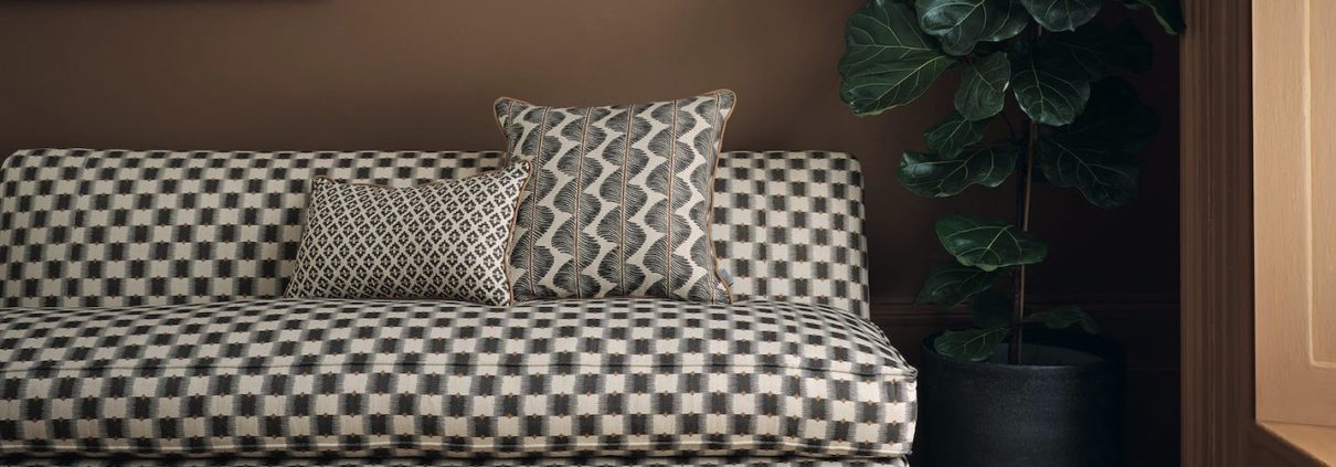 thick-braided-jute-rug-romo-shoot